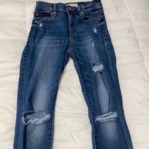 Garage Skinny Jeans.